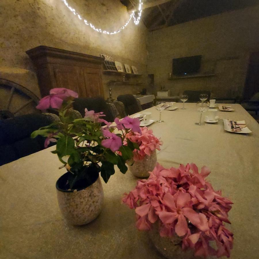 Bed and Breakfast Les Trois L Gindou Exterior foto